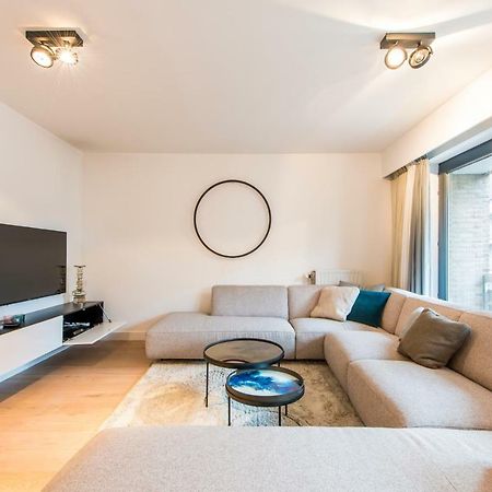 Ruim En Modern Appartement Te Knokke Nabij De Dijk Exterior photo