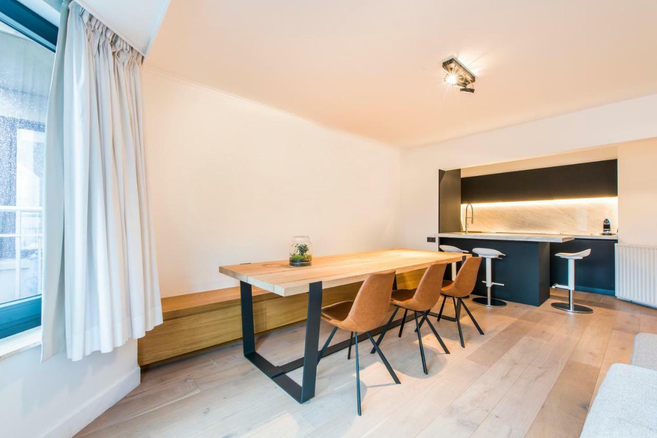 Ruim En Modern Appartement Te Knokke Nabij De Dijk Exterior photo